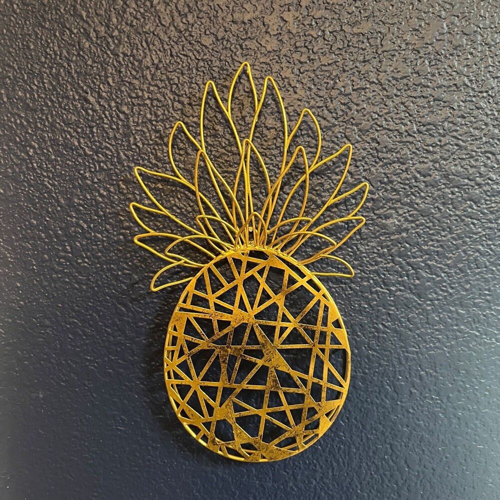 Metal Pineapple Decor Retro Hospitality Festive Gold Tone Wall Hanging Funky Fun